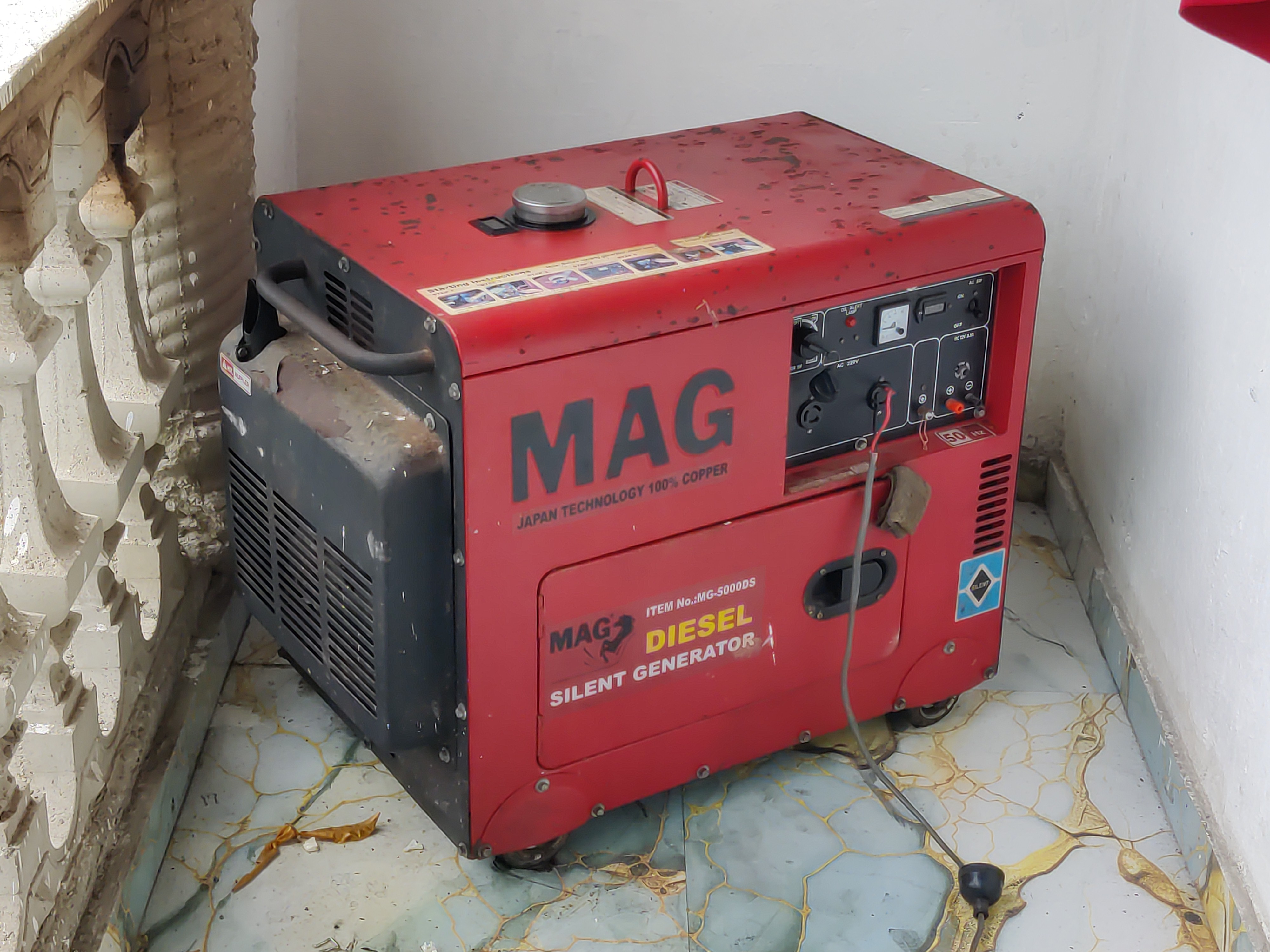 /media/uploads/generator1.jpg